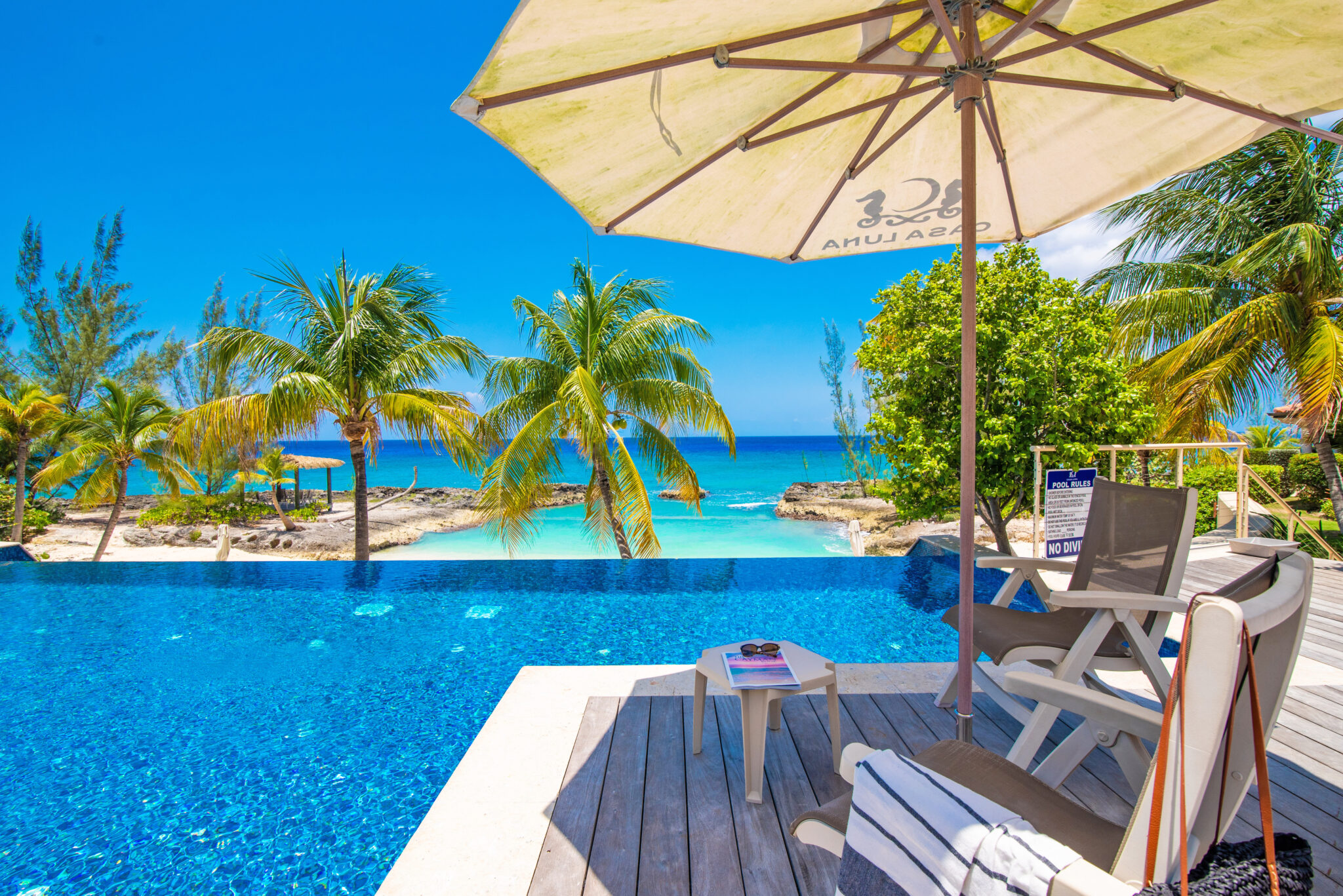 Casa Luna 14 by Grand Cayman Villas & Condos