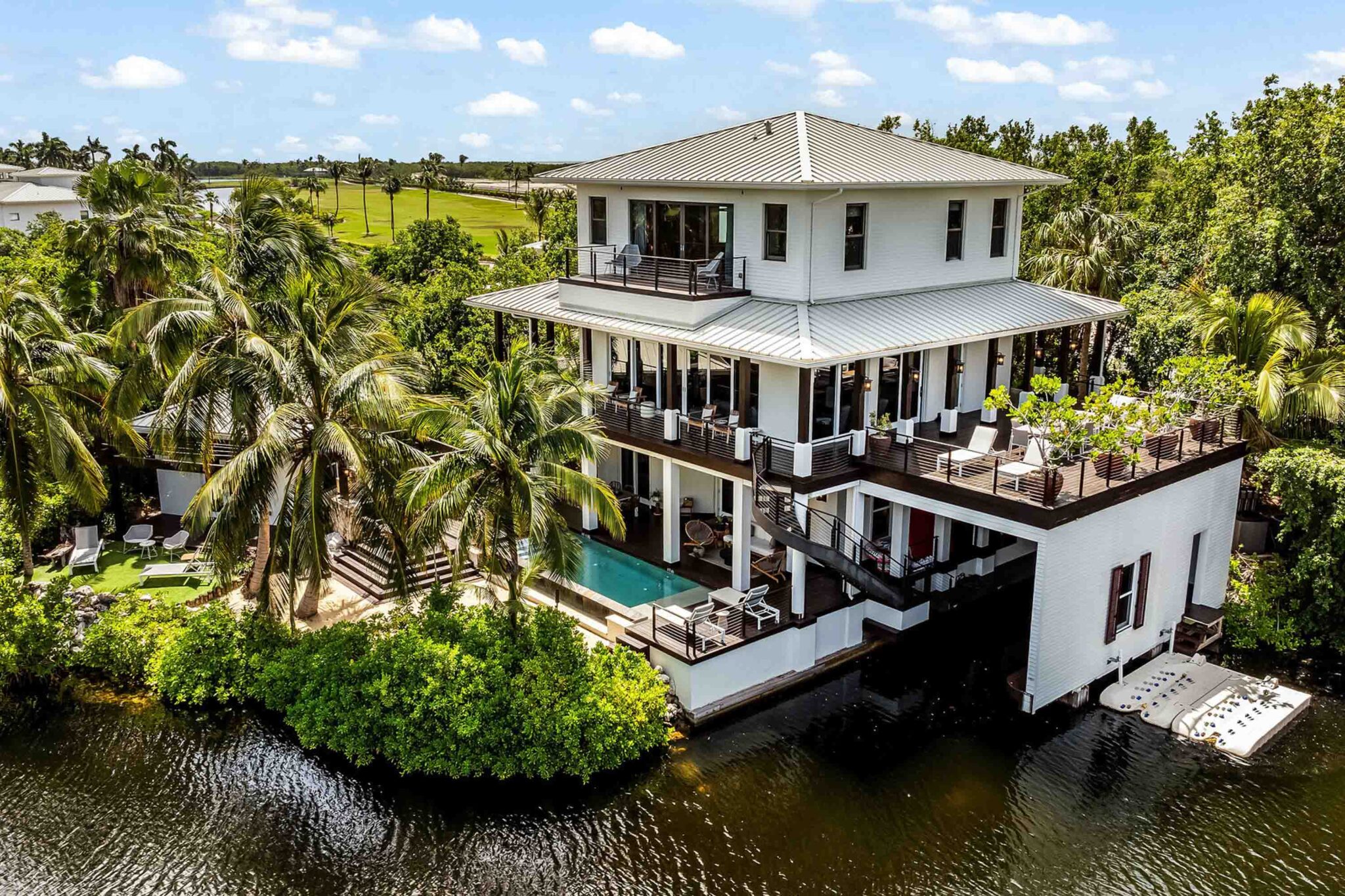 Ritz-Carlton Deckhouse #1 in Grand Cayman Villas & Condos