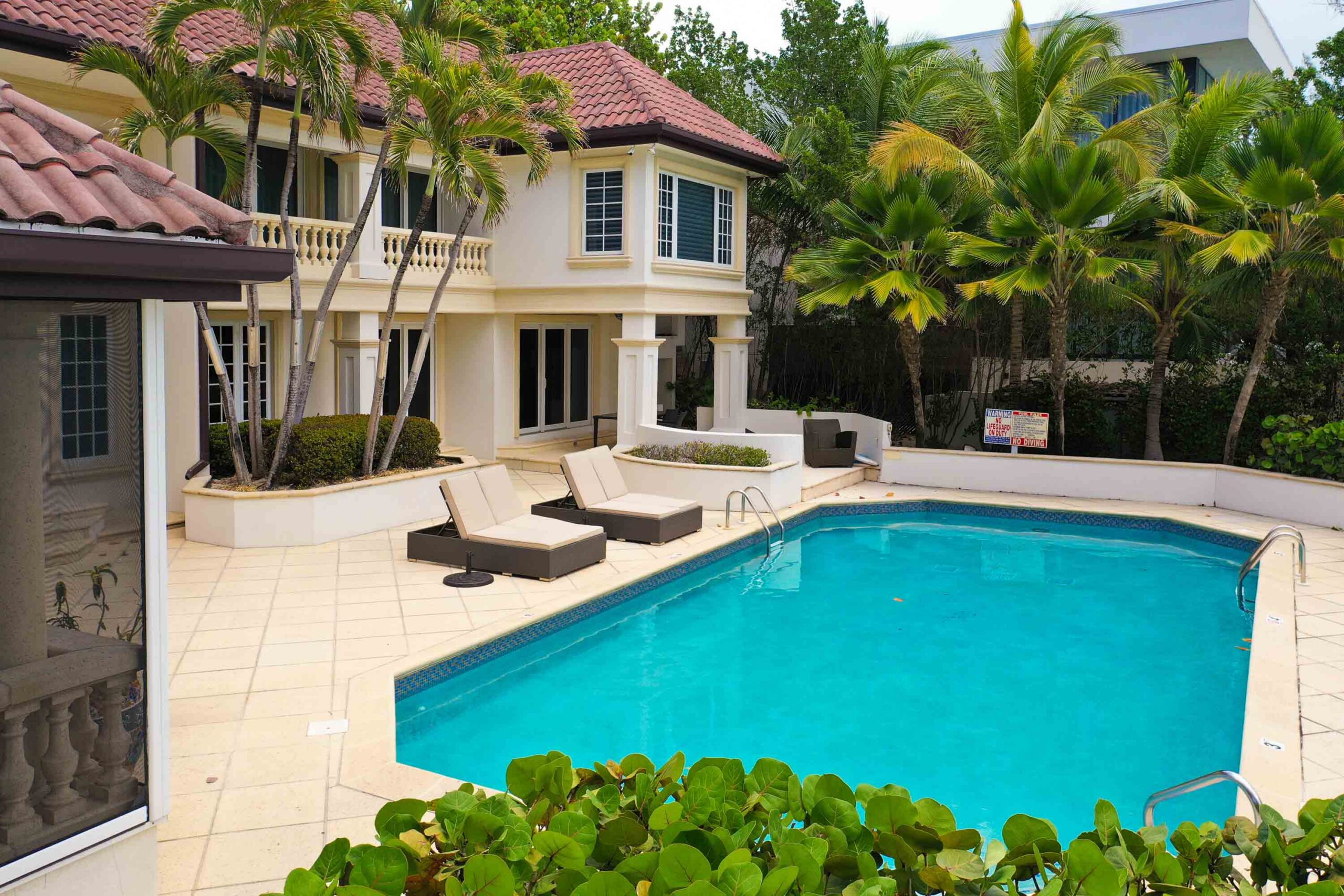 Coconut Walk 7BR by Grand Cayman Villas & Condos